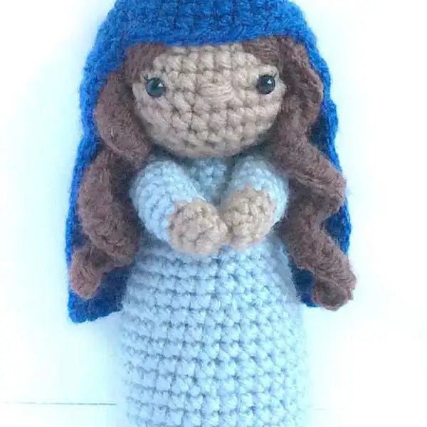 Mary amigurumi with head covering and tunic