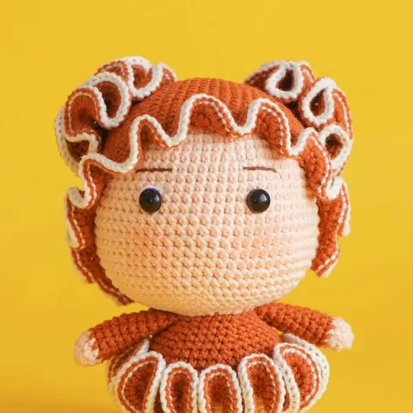 Aqua-the Mermaid amigurumi bust with pearls