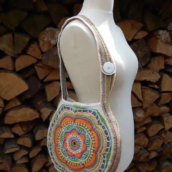Close-up of the strap with flower embellishment