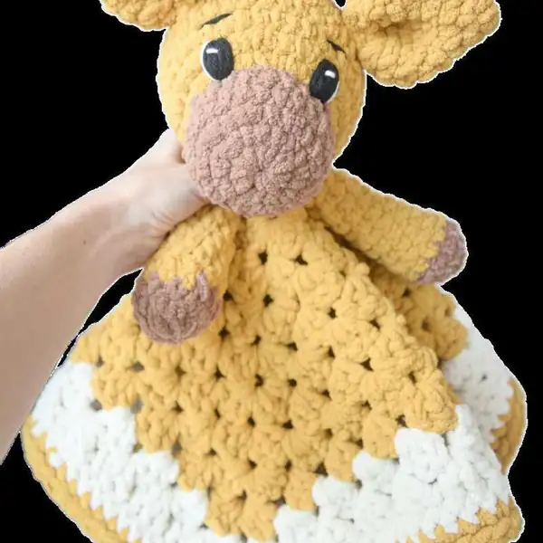 Eyes and snout details on giraffe head
