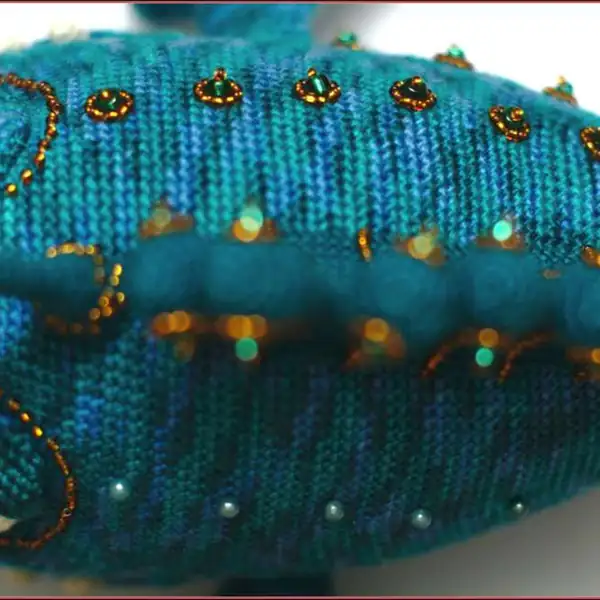 Teeth and eye details being added to the fish