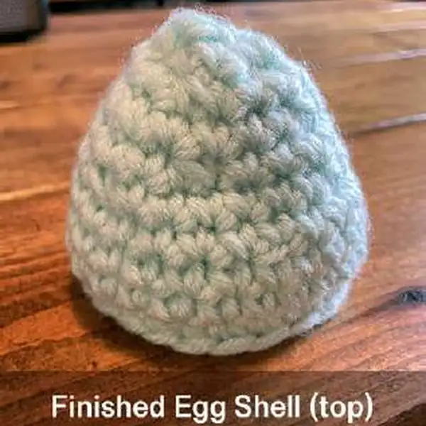 Nest mat under a mug on a wooden table